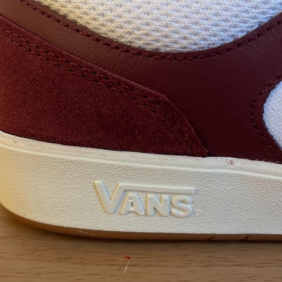 Lowland CC vans pomegrana - Picture 8 of 12